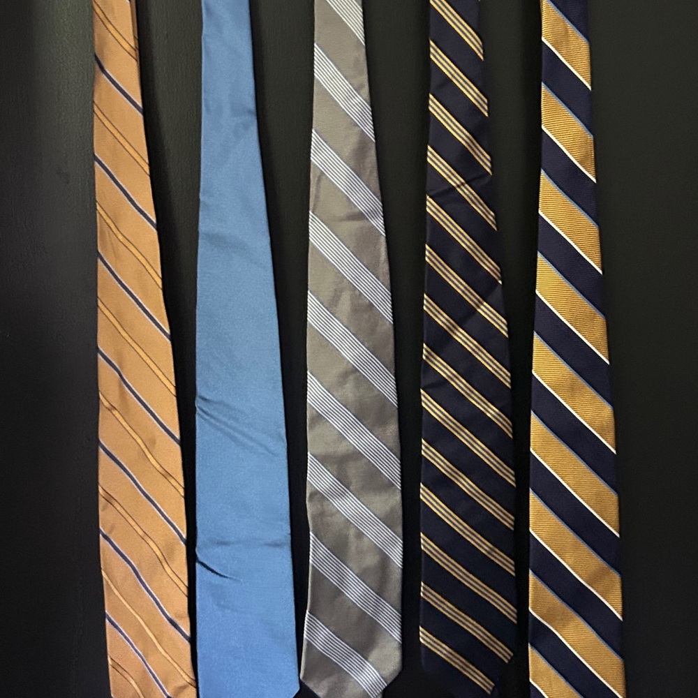 Brooks Brothers- Silk Necktie Collection with Stripes in Blue Gray and Gold